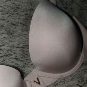 Victoria's Secret 36B Push Up Bra